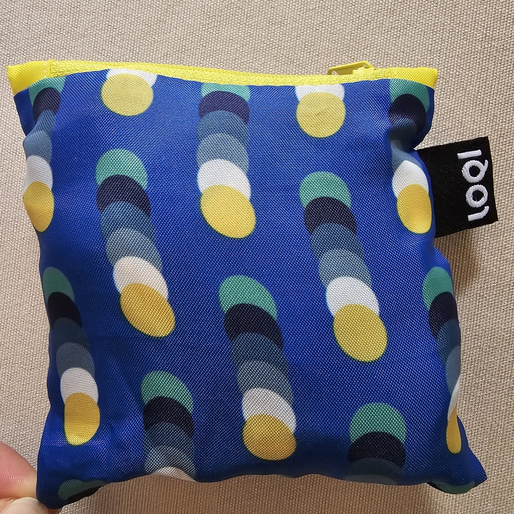 EUC LOQ Blue and Yellow Geometric Reuseable Bag